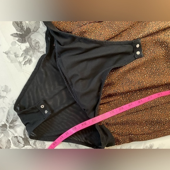 Allison Joy Brown & Black Leopard Print Long Sleeve Bodysuit - Picture 12 of 16
